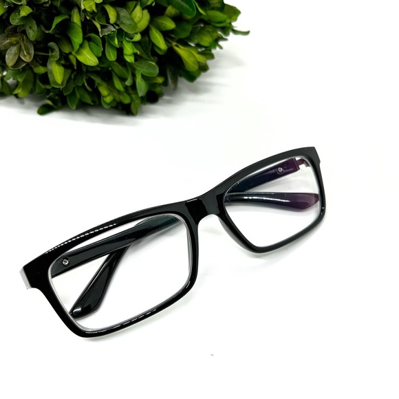 Accessories - Black Framed Glasses